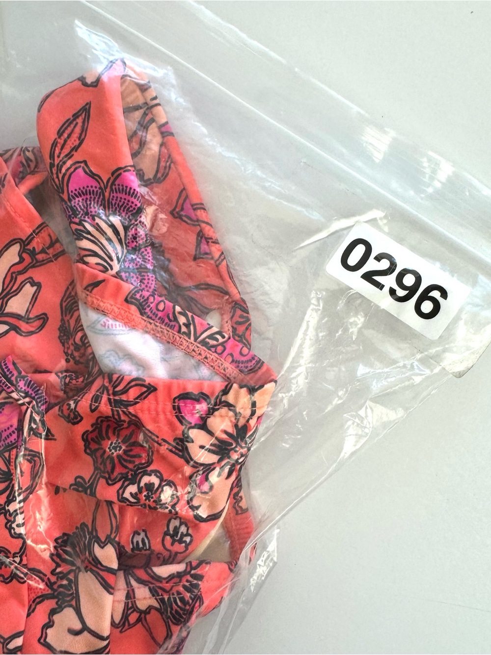Lands End Women’s Sz 8 One Piece Swimsuit Wrap Ruched Dress Coral Paisley Floral - Picture 10 of 10